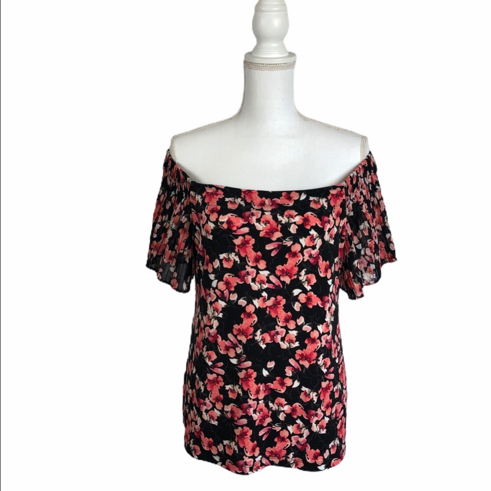 White House Black Market Cherry Blossom Top SZ M